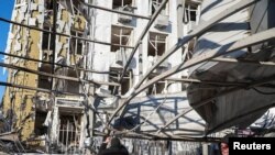 За даними місцевої влади, у місті є руйнування, пожежі та пошкодження цивільної інфраструктури, зокрема житлових будинків. Фото архівне 