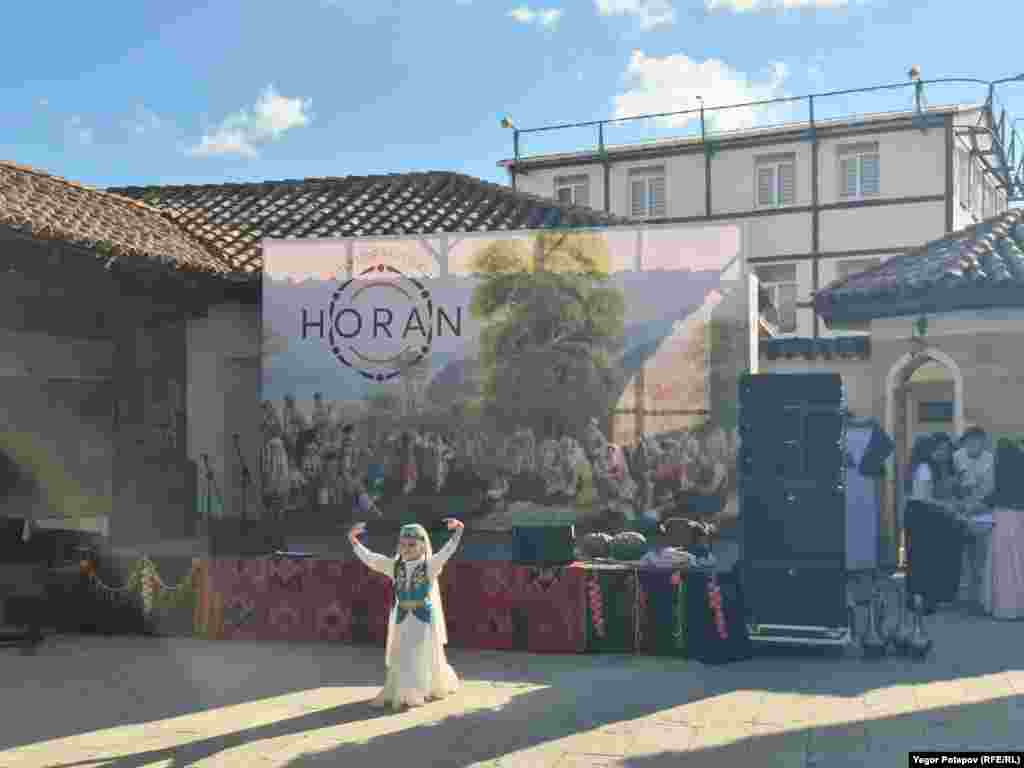 Festivalde keniş halq oyunları programması numayış etildi