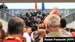 Инциденти во Собранието на 27 април 2017 