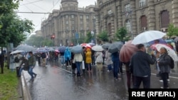 Jaka kiša na protestu "Odbranimo univerzitet", 23. maj 2025.