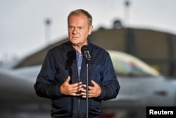 Прем'єр-міністр Польщі Дональд Туск дає пресконференцію щодо загрози, яку становлять російські безпілотники у польському повітряному просторі, Польща, 11 вересня 2025 року