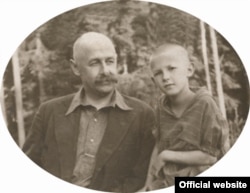 Михайло Полоз з дочкою Радою, 1933 рік