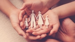 Децата се како сунѓер, и љубовта и омразата доаѓаат од дома