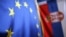 Zastava EU i Srbije (foto arhiv)