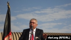 احمد ایشچي وړاندې ادعا کړې وه چې د جنرال دوستم د ساتونکو له لوري له نیول کیدو وروسته څو ورځې ډبول شوی