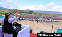 عمران خان په اورکزو کې غونډې ته وينا کوي، د ۲۰۱۹ز د اپرېل ۱۹مه.