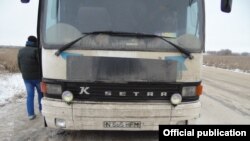 Под Саратовом пассажиры сломанного автобуса провели 6 дней на трассе в ожидании другого транспорта. Фото предоставлено Службой спасения города Пугачев. 
