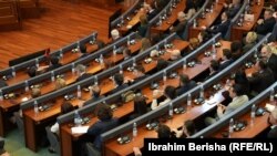 Deputetët në sallën e seancave të Kuvendit të Kosovës.