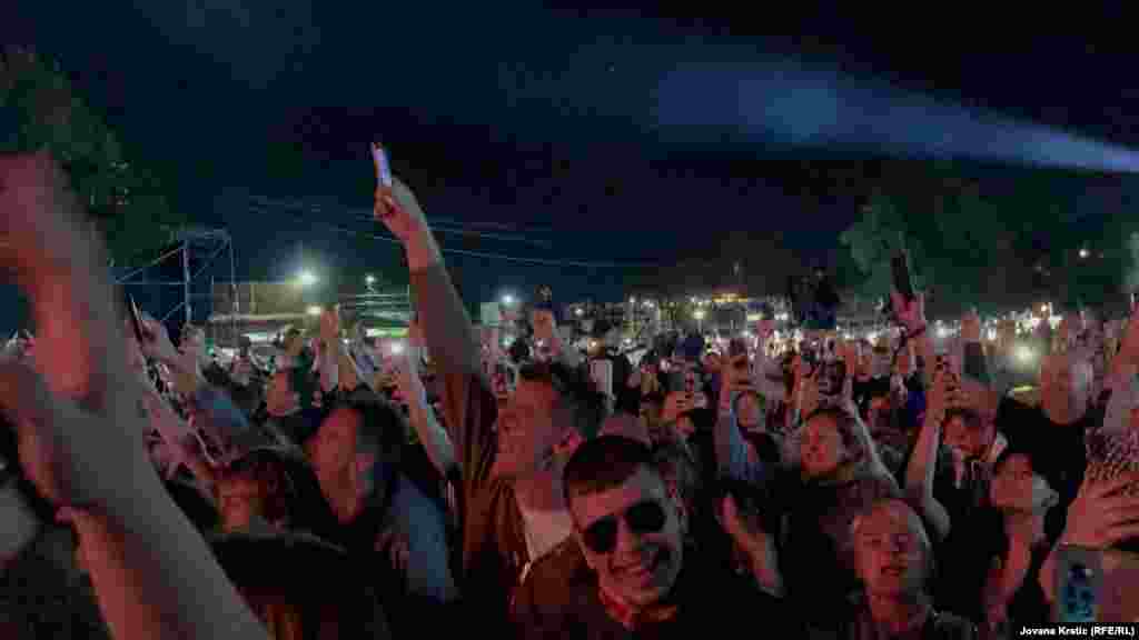 Pesmom "Freed from desire" Gala je završila svoje pojavljivanje na ovogodišnjem Exit festivalu.