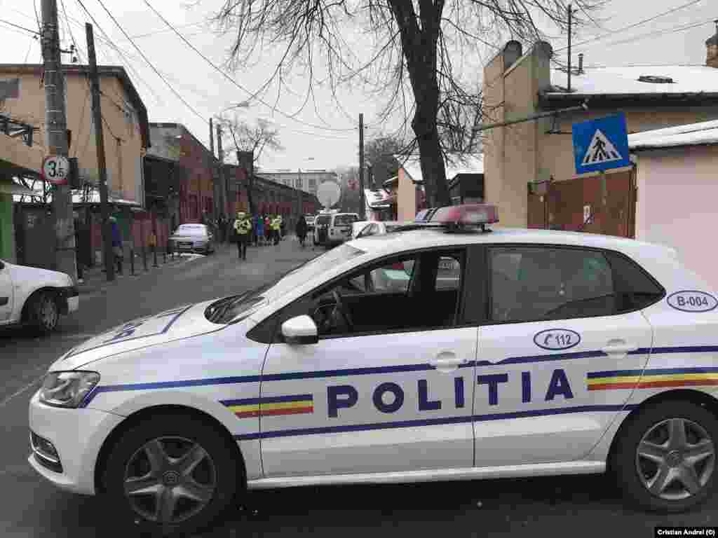 Poliția a blocat ieri toate străzile din jurul Institutului&nbsp;&bdquo;Matei Balș" după incendiul produs în cursul dimineții de 29 ianuarie.&nbsp;