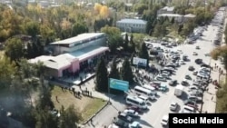 Митинг в городе Кербене 7 октября, Аксыйский район. Фото из Интернета.