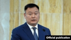 Дуйшенбек Зилалиев.