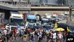 عکس از آرشیف