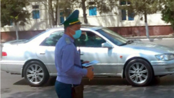 Türkmenistan köp adamly ýerlere barýan raýatlaryna 'jeza' berýär