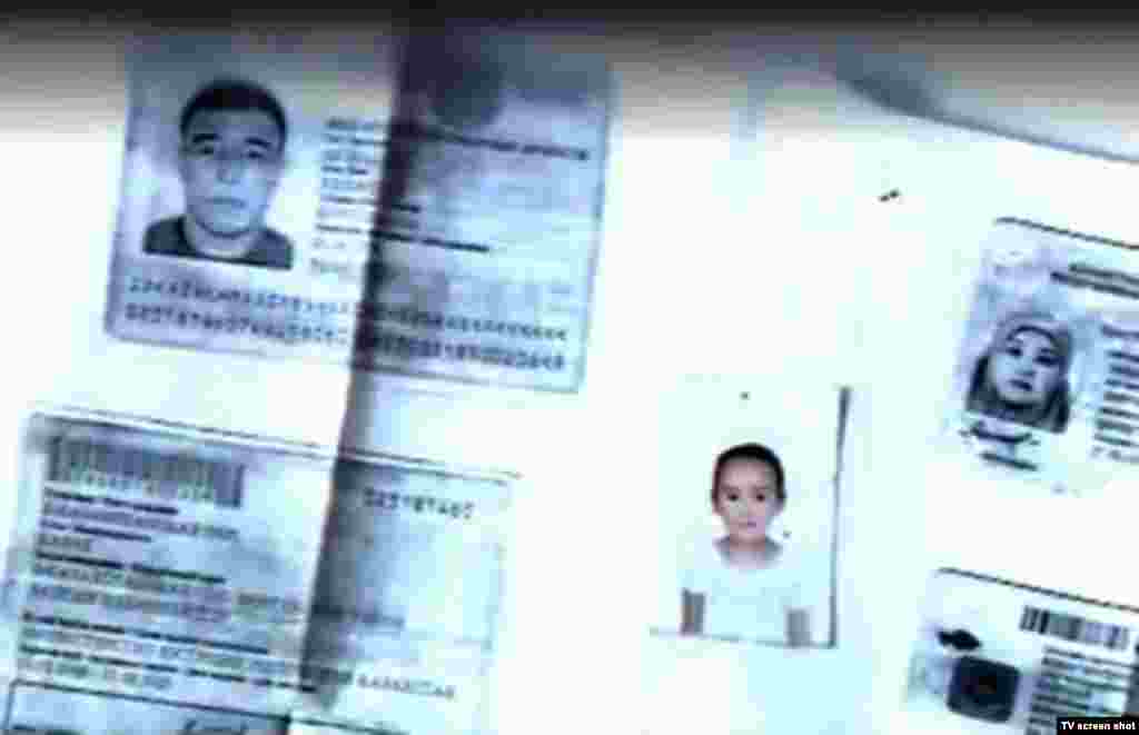 После публикации на Азаттыке материалов о &laquo;казахах, уехавших в Сирию&raquo; в редакцию сайта обратились люди, которые просили содействия в возвращении на родину родственников, выехавших за границу по религиозным убеждениям. Жительница Алматы Айгуль, не пожелавшая сообщить свою фамилию, рассказала, что узнала на видеозаписи мужа своей сестры Кенжебека Ахмадиева и его пятилетнюю дочь. Казахстанская телекомпания "7 канал" изображенных на этих фото людей представила Кенжебеком Ахмадиевым и его дочерью.