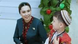 Diňle: Gurbanguly Berdimuhamedowyň gyzy sebitlere sapar edip, ýurduň syýasat sahnasynda barha işjeňleşýär