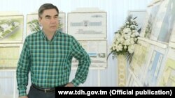 Президент Туркменистана ознакомился с проектом новостроек в столице (архивное фото) 