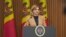 Vicepreședinta Parlamentului din Republica Moldova, Doina Gherman, la o conferință de presă la guvern, pe 3 aprilie 2025
