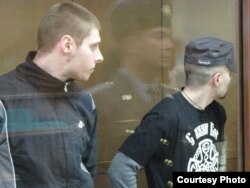 Российские неонацисты в зале суда