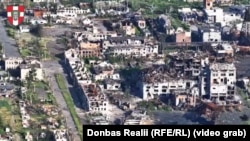 Позиції в приватному будинку чи багатоповерхівці мають свої недоліки і переваги