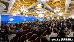 Өкмөт буга чейин "Таза коом" улуттук программасын жарыялап, анын алкагында “Акылдуу шаар” долбоорун ишке ашыраарын жарыялаган.