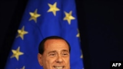Premierul italian Silvio Berlusconi