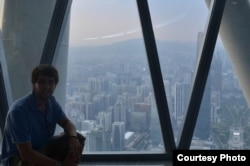 Адам Лентон Кытайда