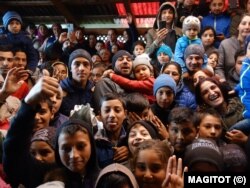 Publicul pe care-l fericește MAGITOT