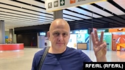 Journalist Vladyslav Yesypenko after his release from Russian custody on June 22.