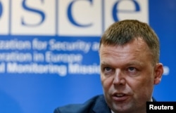 Principal Deputy Chief of the OSCE's Special Monitoring Mission in Ukraine Alexander Hug (file photo)