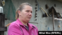 Daniela Tănase, localnică din Plauru, județul Tulcea. Casa ei este la câteva sute de metri de portul Ismail, frecvent bombardat de Rusia cu drone.