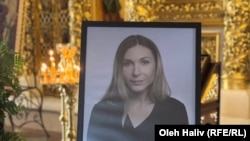Funeraliile jurnalistei ucrainene Victoria Roșcina, moartă în prizonierat la ruși. Kiev, 8 august 2025 