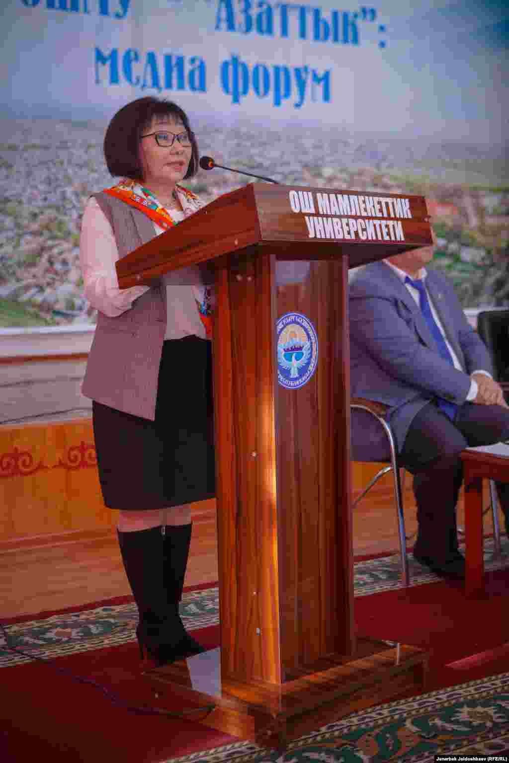 "Азаттыктын" баяндамачысы Бурулкан Сарыгулова.&nbsp;