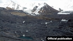 Кумтөр алтын кени. 