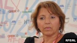 "Smatram da je ovo trenutak koji će jednog dana sigurno ući u istoriju", kaže glumica Mirjana Karanović komentarišući pismo njene koleginice Milene Radulović.