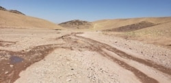 The Taliban have closed the road connecting the remote Chinarto district to Tarin Kot, the provincial in Uruzgan, for three months.