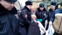 Ce se întâmplă în Rusia dacă zici că anexarea Crimeei a fost ilegală?