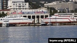 Порт у Ялті, фото ілюстративне