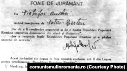 Comuniștii și-au pregătit din vreme de lovitura de stat: jurământul de credință față de noua putere avea tipărită pe el data de 31 decembrie 1947. Trebuia depus așadar de orice angajat public a doua zi după abdicarea regelui Mihai I. Sursa: comunismulinromania.ro (MNIR)