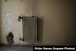 În ultimul deceniu, multe orașe au renunțat, din cauza costurilor mari, la sistemul centralizat.