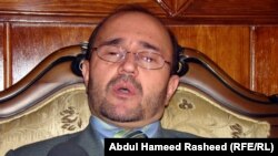 د کابل بانک پخوانی مشر ډاکټر عبدالقدیر فطرت په ۲۱مه فبرورۍ ۲۰۱۱م کال له آزادي ريډيو سره د مرکې پر مهال