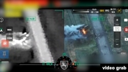 Російський мостоукладач, знищений завдяки дистанційному мінуванню дронами