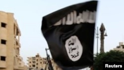 د داعش ډلې بیرغ