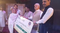 په ۲۰۱۸ او ۲۰۱۹ کلونو کې حکومت هنرمندانو ته میاشتنۍ وظیفې ورکړې وې.