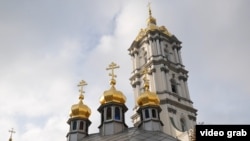 Клокольня Почаевской лавры