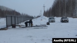 Булачак төзелеш урынында тимер коймалар, капкалар эшләнә