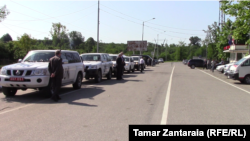 გაეროს კოლონა აფხაზეთის ადმინისტრაციულ საზღვართან