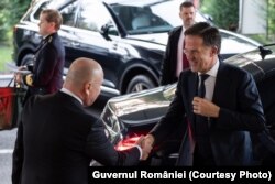 Prim-ministrul Ilie Bolojan l-a primit la Palatul Victoria pe secretarul general al NATO, Mark Rutte.