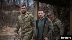 Украинскиот претседател Володомир Зеленски во посета на регионот Доњецк (илустрација)