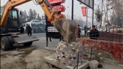 Зошто традиционалните фурни за леб се уништуваат во Узбекистан? 